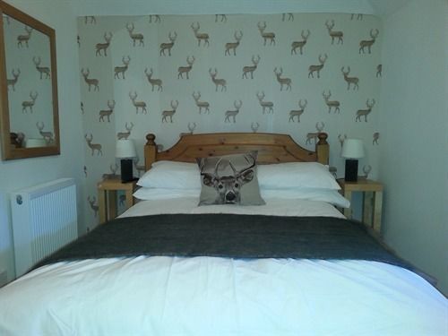 Lodge At Lochside Bridgend of Lintrathen エクステリア 写真
